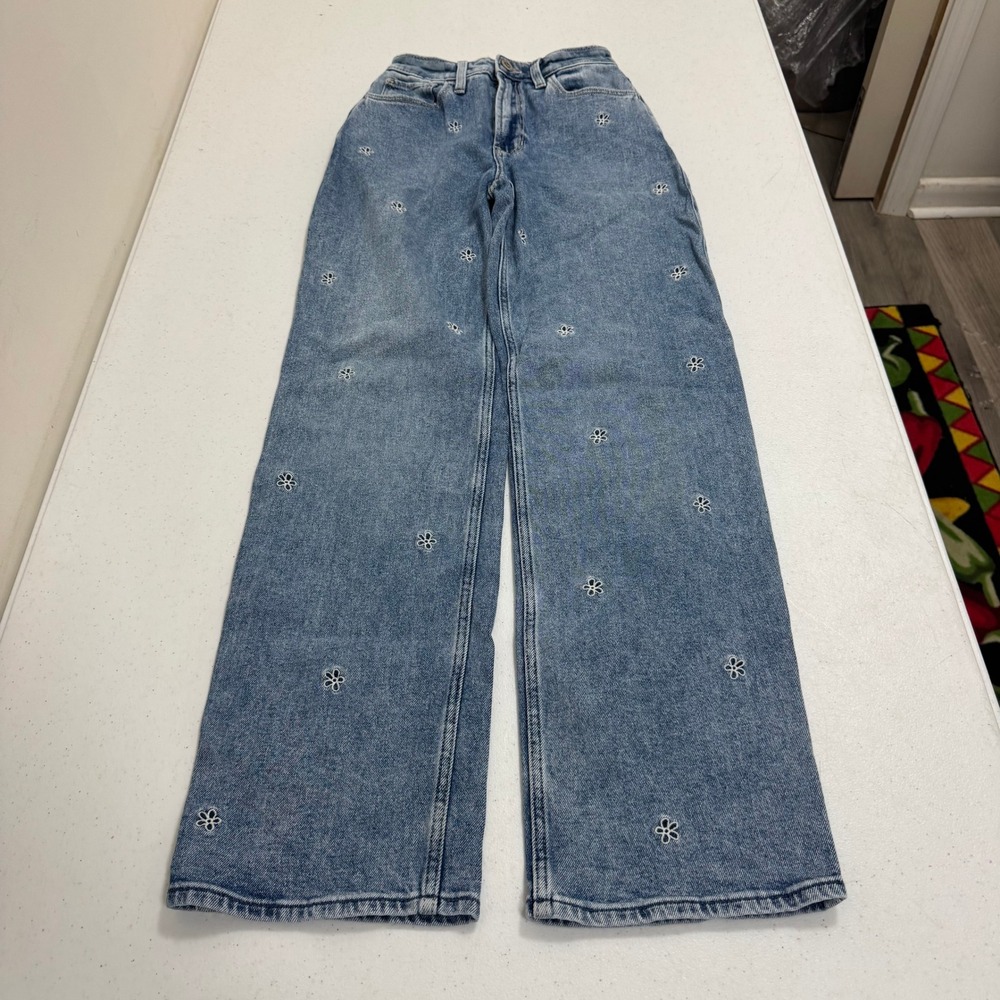 Hollister Ultra High Rise‎ Dad Jeans 23R Light Wash Daisy Embroidered Floral 00R